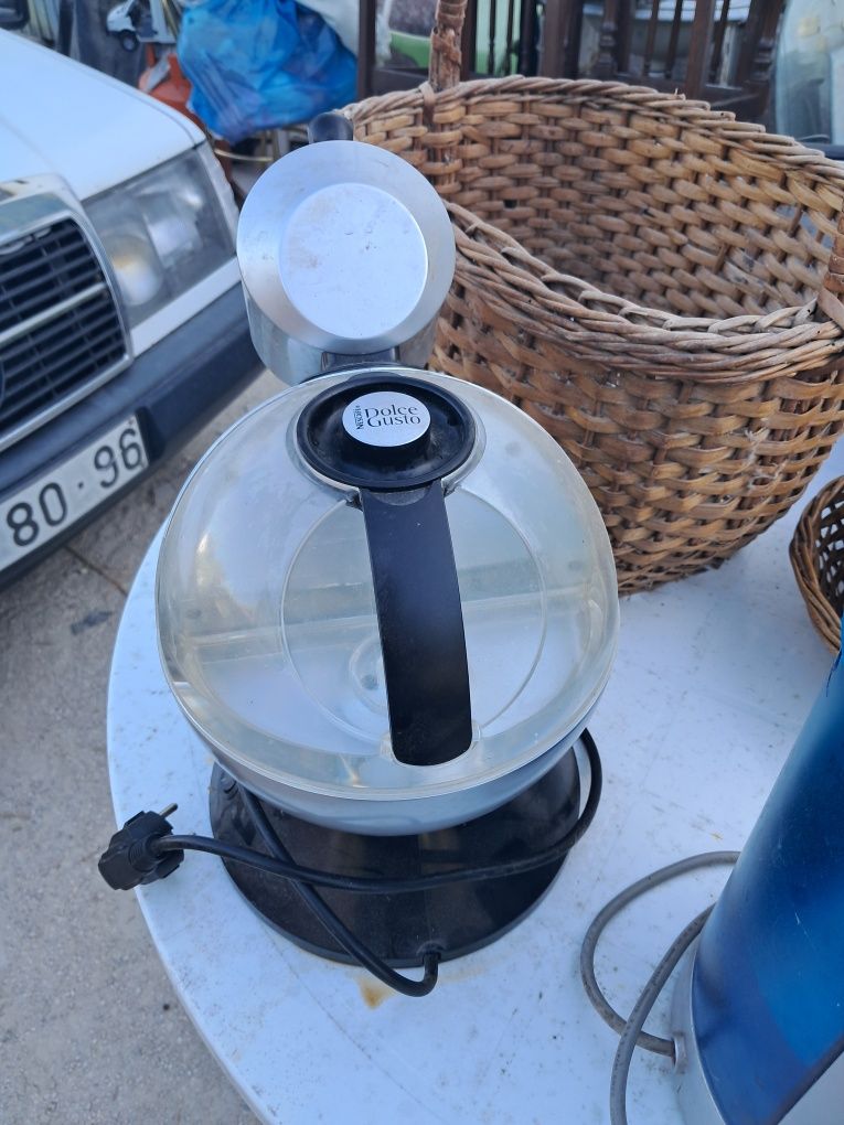 Maquina cafe dolce gusto