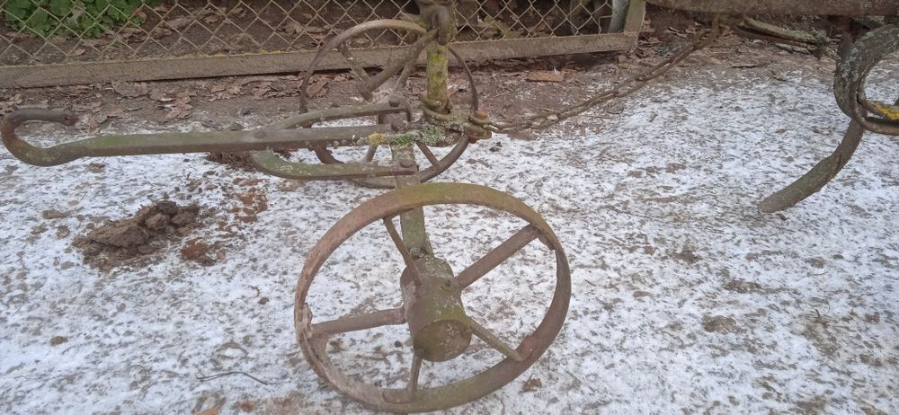 Продам кінний культиватор на колесах