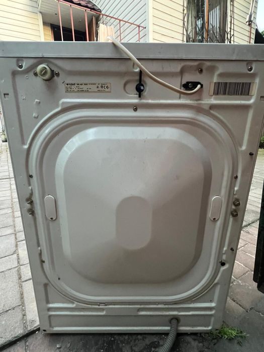 Пральна машина, трохи підтікає, бу або на запчастини,