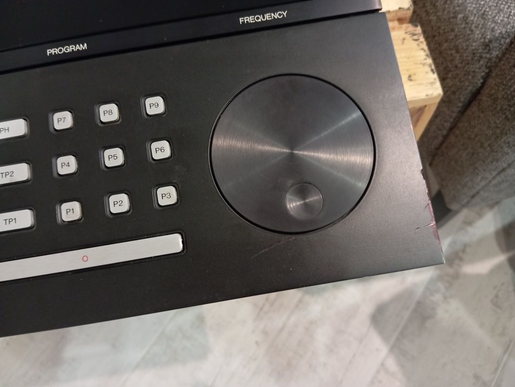 Amplituner Bang & Olufsen Beomaster 8000