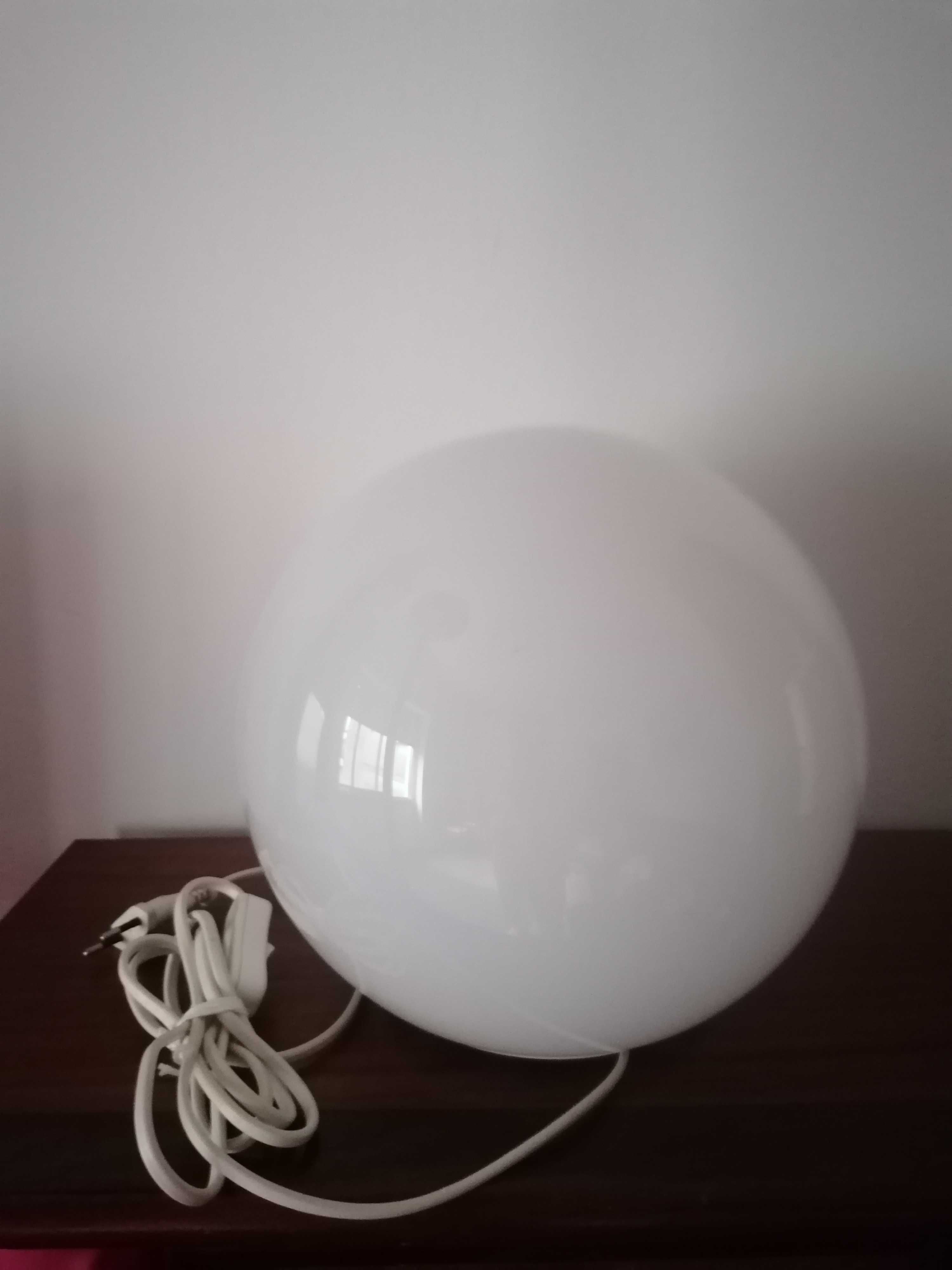 Candeeiro globo Ikea