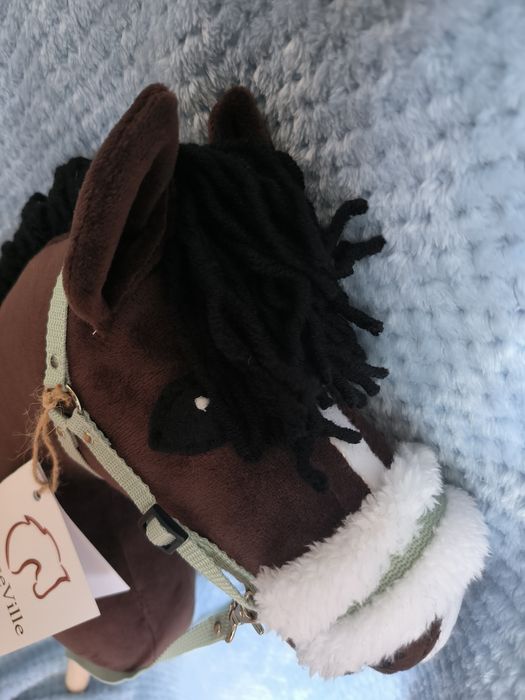 Hobby horse A3 futrzany kantar i wodze w zestawie.