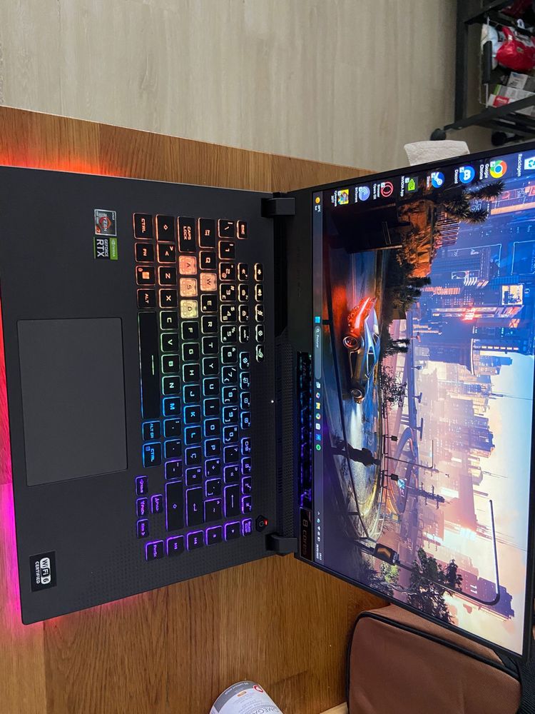 ASUS ROG Strix G513IE – Ryzen 7 / RTX 3050 Ti / 16GB RAM / 144Hz