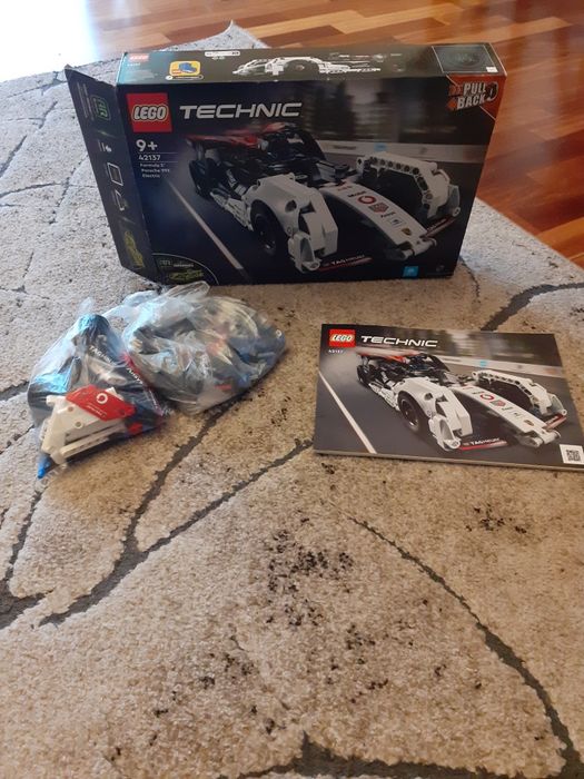 Lego technic 42137