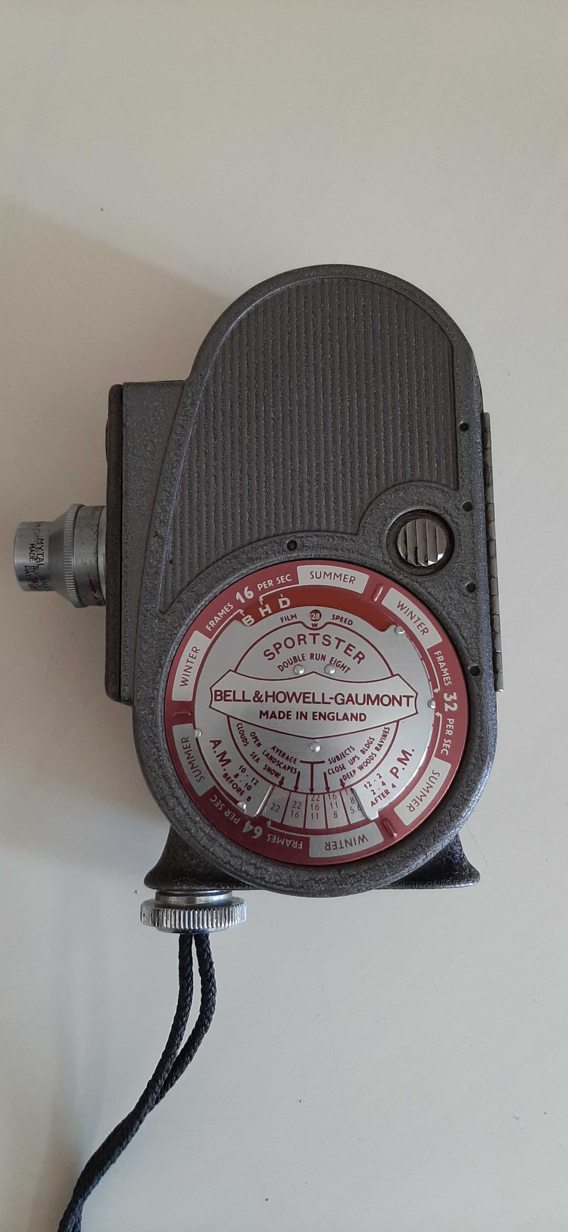 Câmara  Vintage Bell & Howell-Gaumont Standard 8mm
