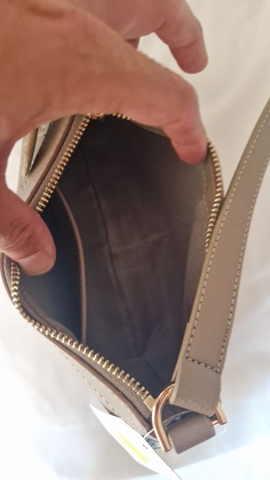 Mała zgrabna torebka GC beżo w stylu Gucciwa hit sezonu