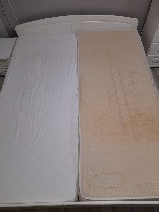 Ліжко двоспальне,біле