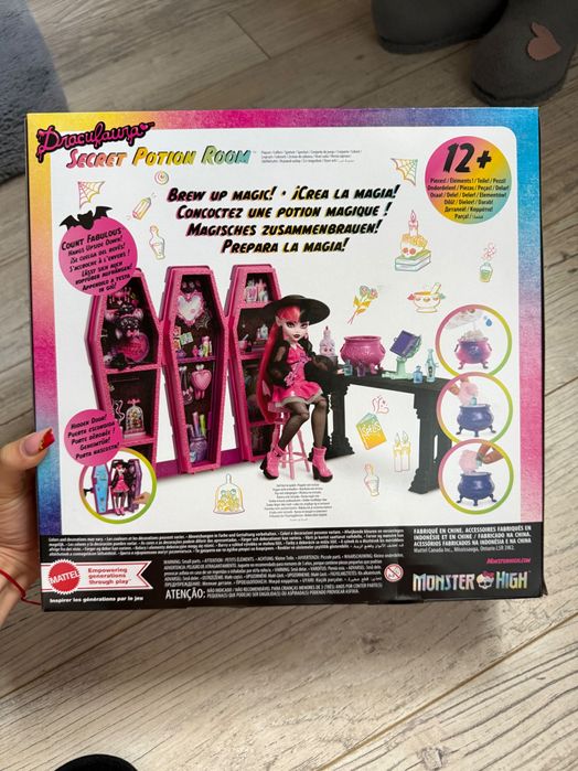 Monster High Draculawra Secret Potion Room Drakula Akcesoria dla lalki