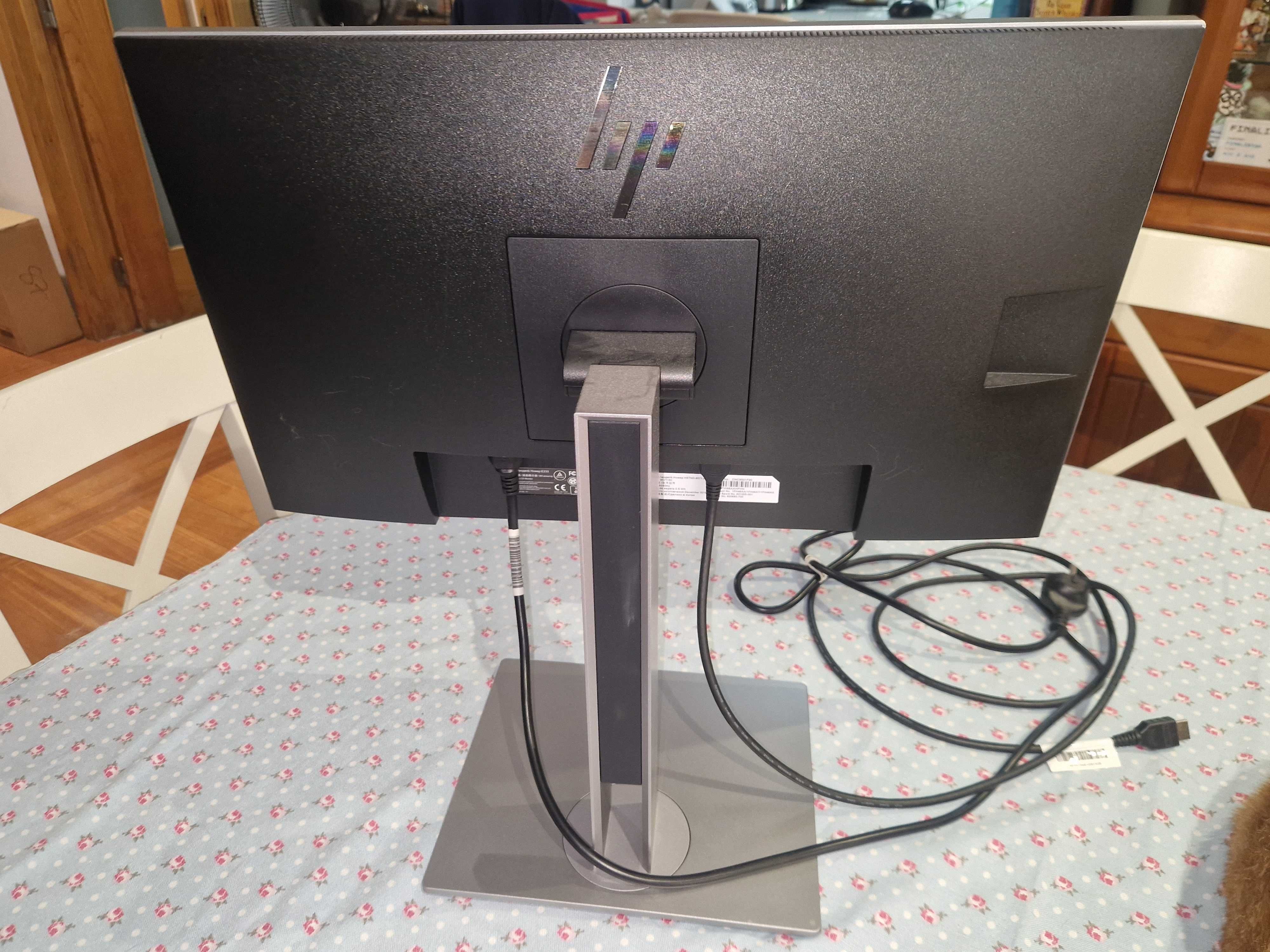 Monitor HP EliteDisplay E243i 24'' Ajuste altura - Horiz. e Vertical