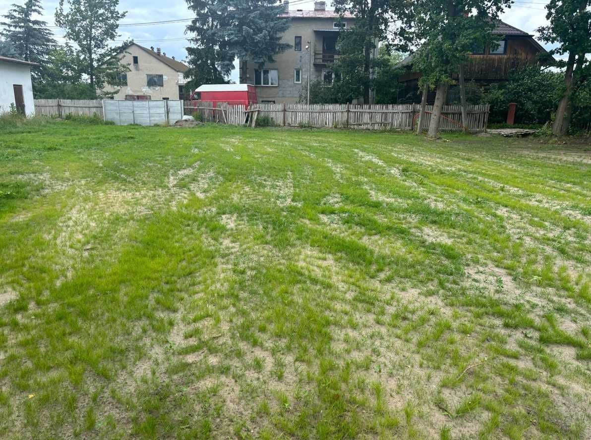 Działka 3 707 m2 z zabudowaniami w mieście Brok