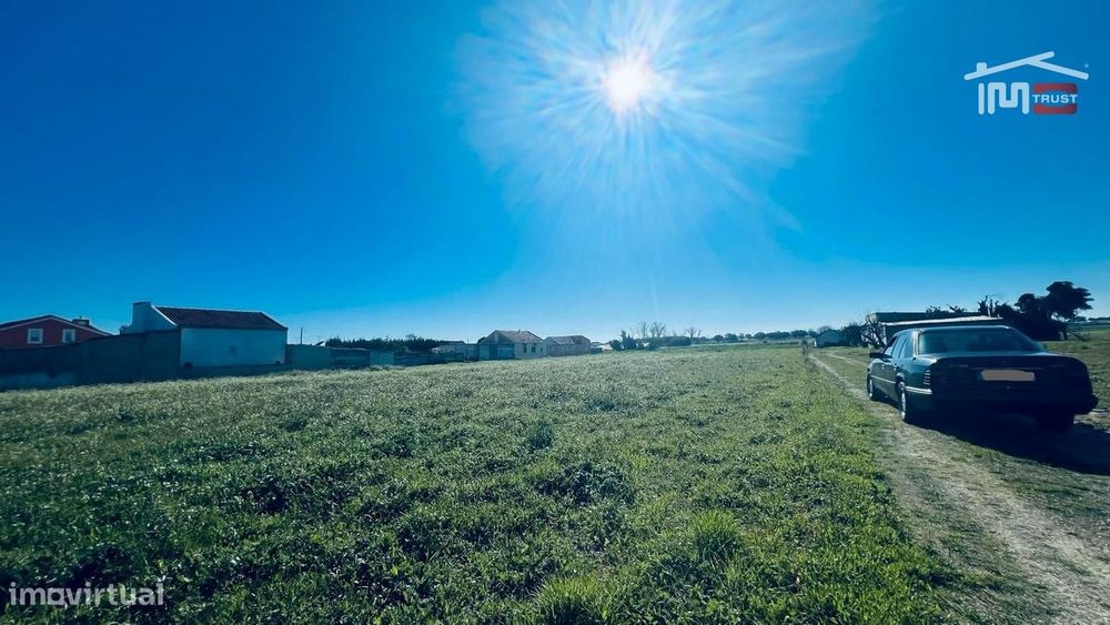 Terreno Agrícola c/ 10.760m2 - Atalaia / Montijo