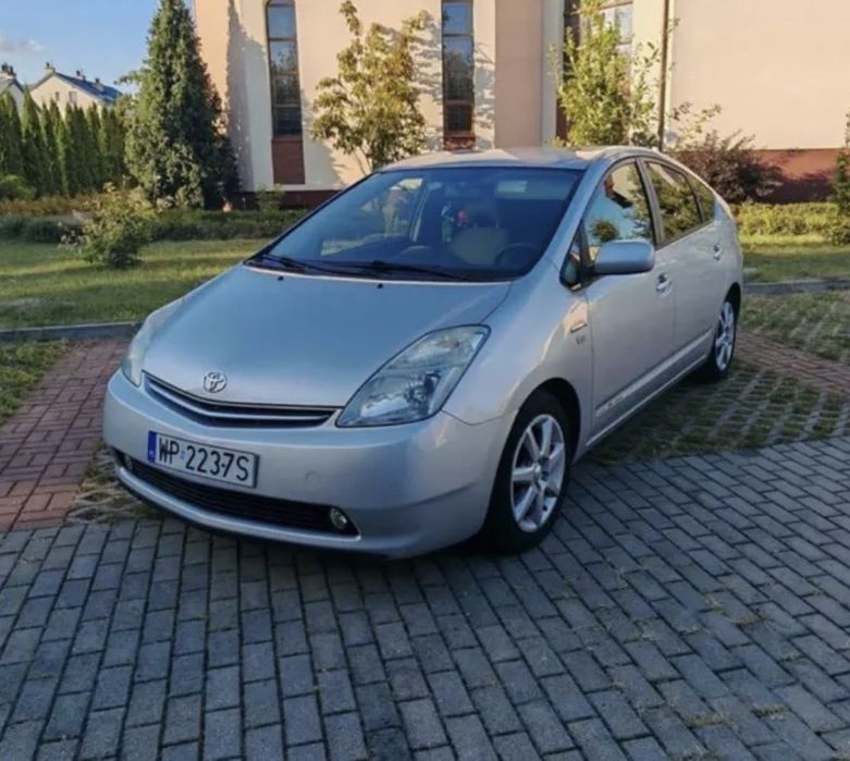 Sprzedam Prius 2