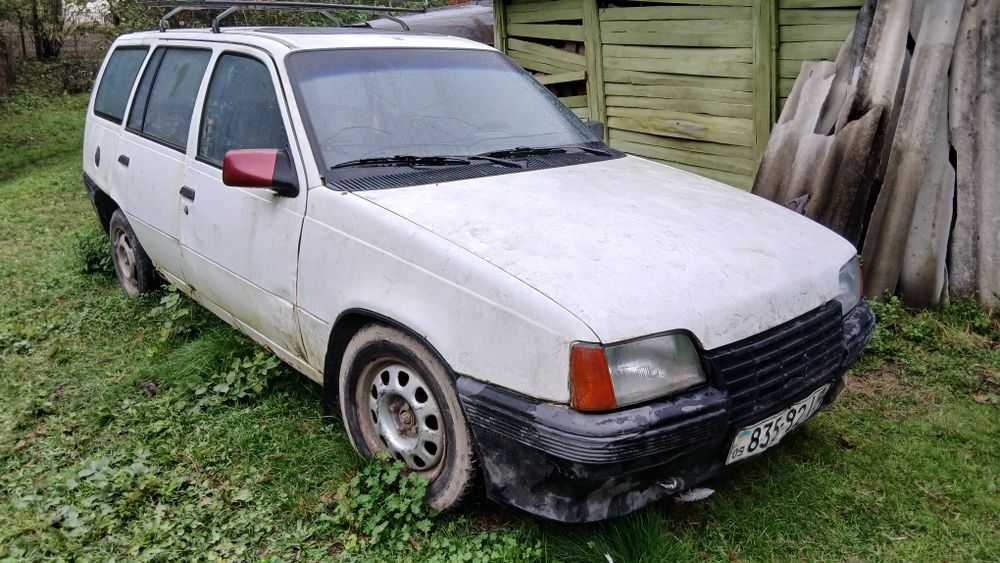 Продам автомобіль Opel cadet 1.6 1986р.в.