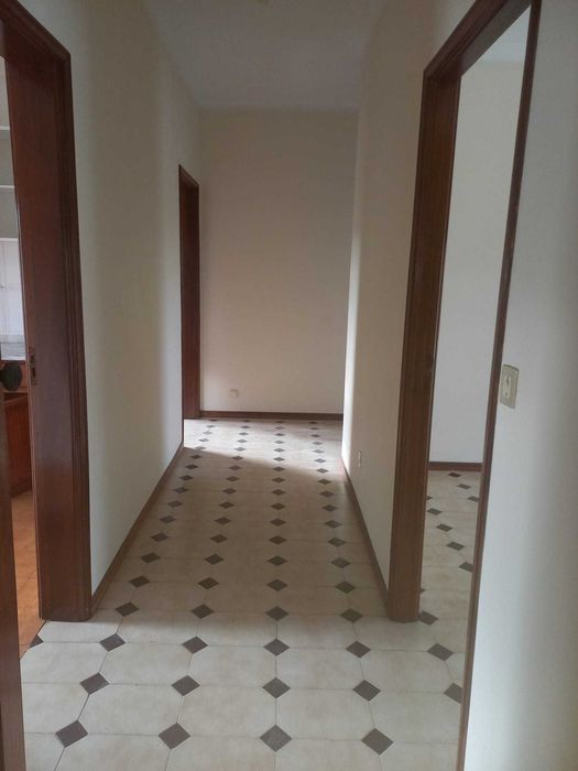 Aluga - se T2 Amarante - Freixo de Baixo