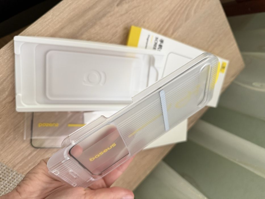 Чехол та скло на iphone 15 pro max