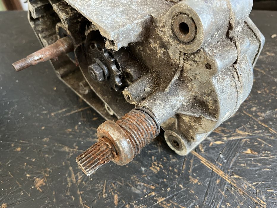 Romet Motorynka Kadet Ogar silnik 023 2 biegowy skrzynia sprzeglo calo