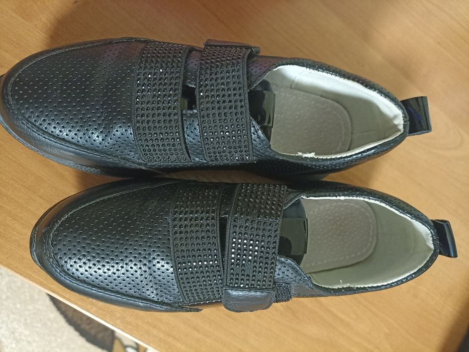 Туфли девочке...