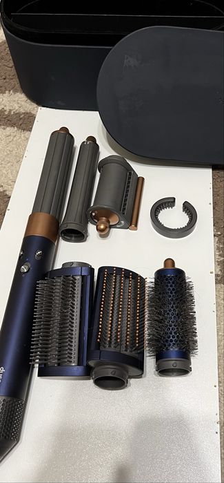 Продам Dyson мультистейлер