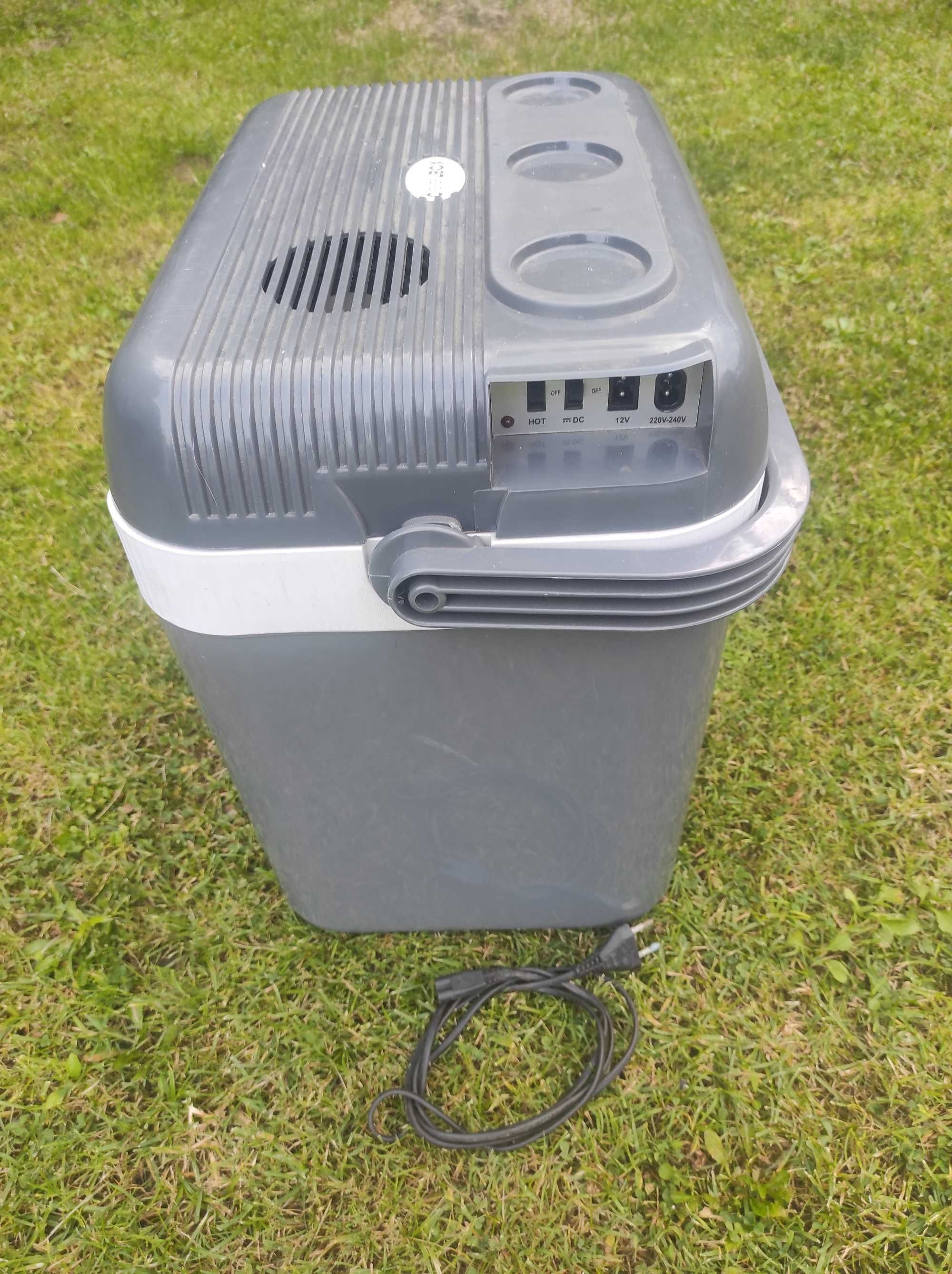 Lodówka turystyczna 12/230 V. Camry 30 Litrów . Coolbox
