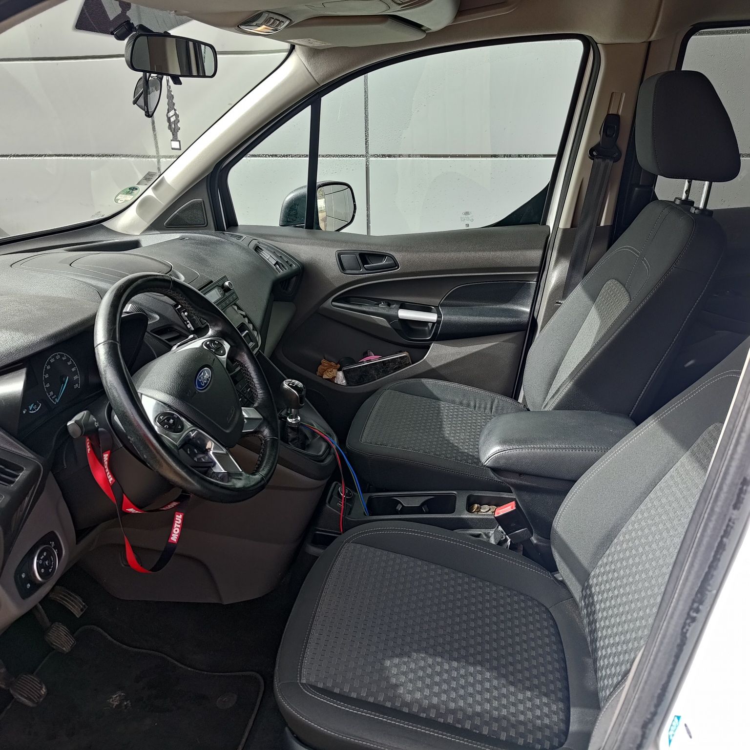 ford transit connect turneo