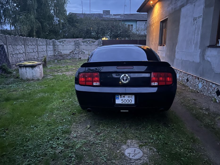 Продам Ford Mustang 4.0