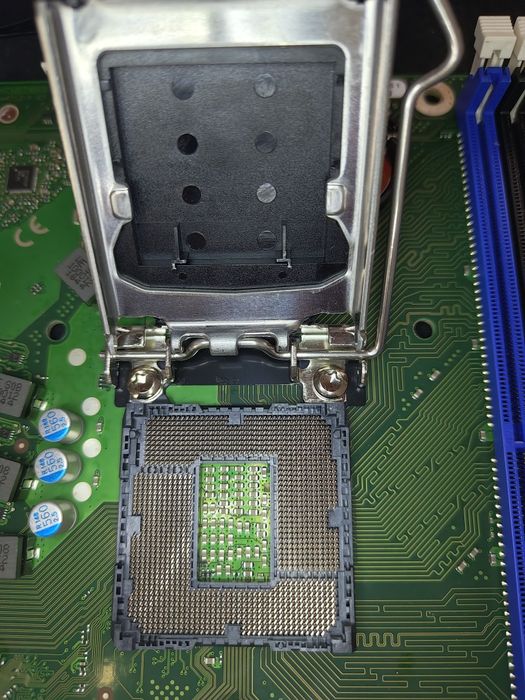 Płyta główna Fujitsu D3642-B12 sprawna | ŚWIETNA POD SERWER NAS