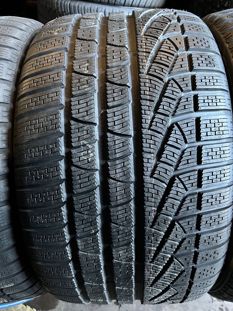 295/30/20+245/35/20 R20 Pirelli Sottozero Winter 270 4шт новые зима