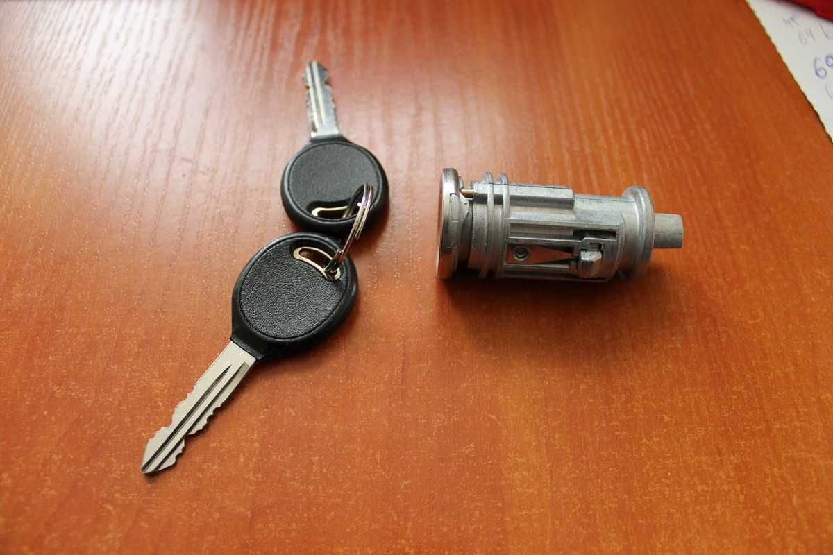 Stacyjka nowa Chrysler Pt Cruiser-Neon-Sebring 97-10 r