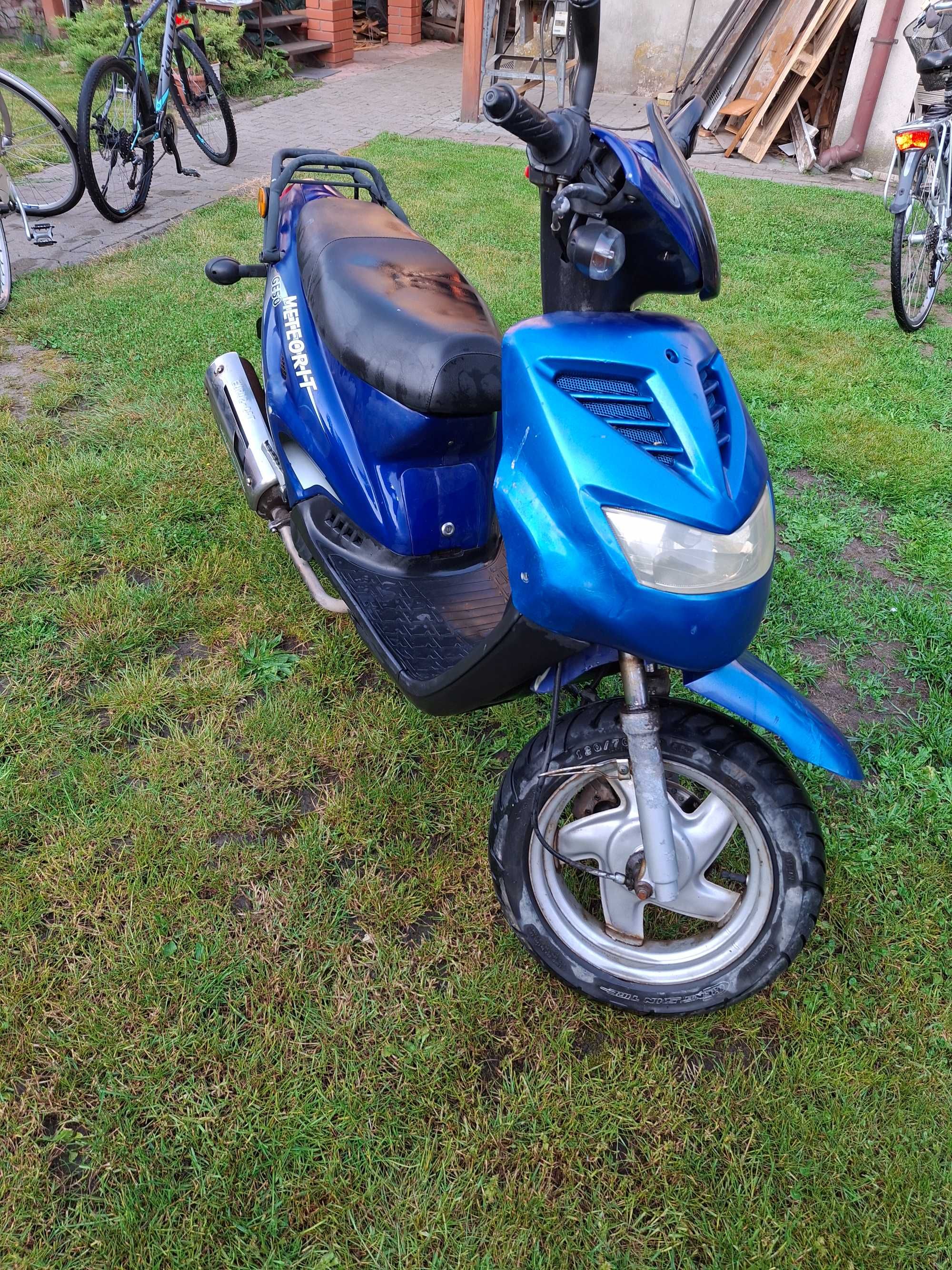 Motorower Generic Cracker