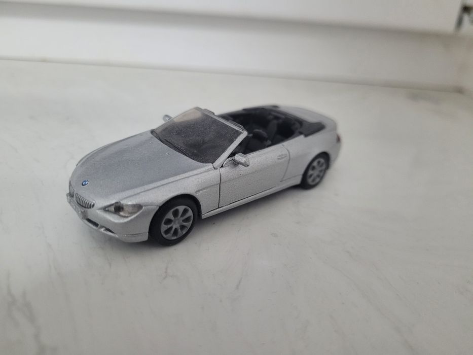 Model samochodu BMW 645i Cabrio zabawka