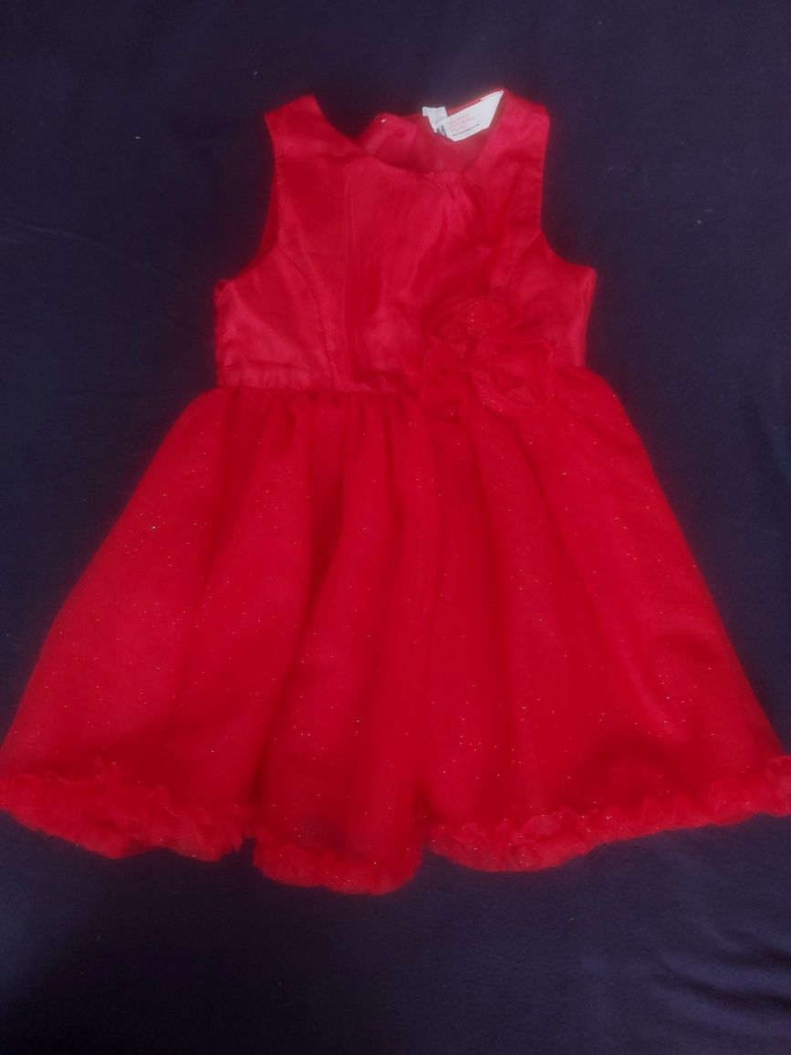 Червона сукня на 1,5-2 роки