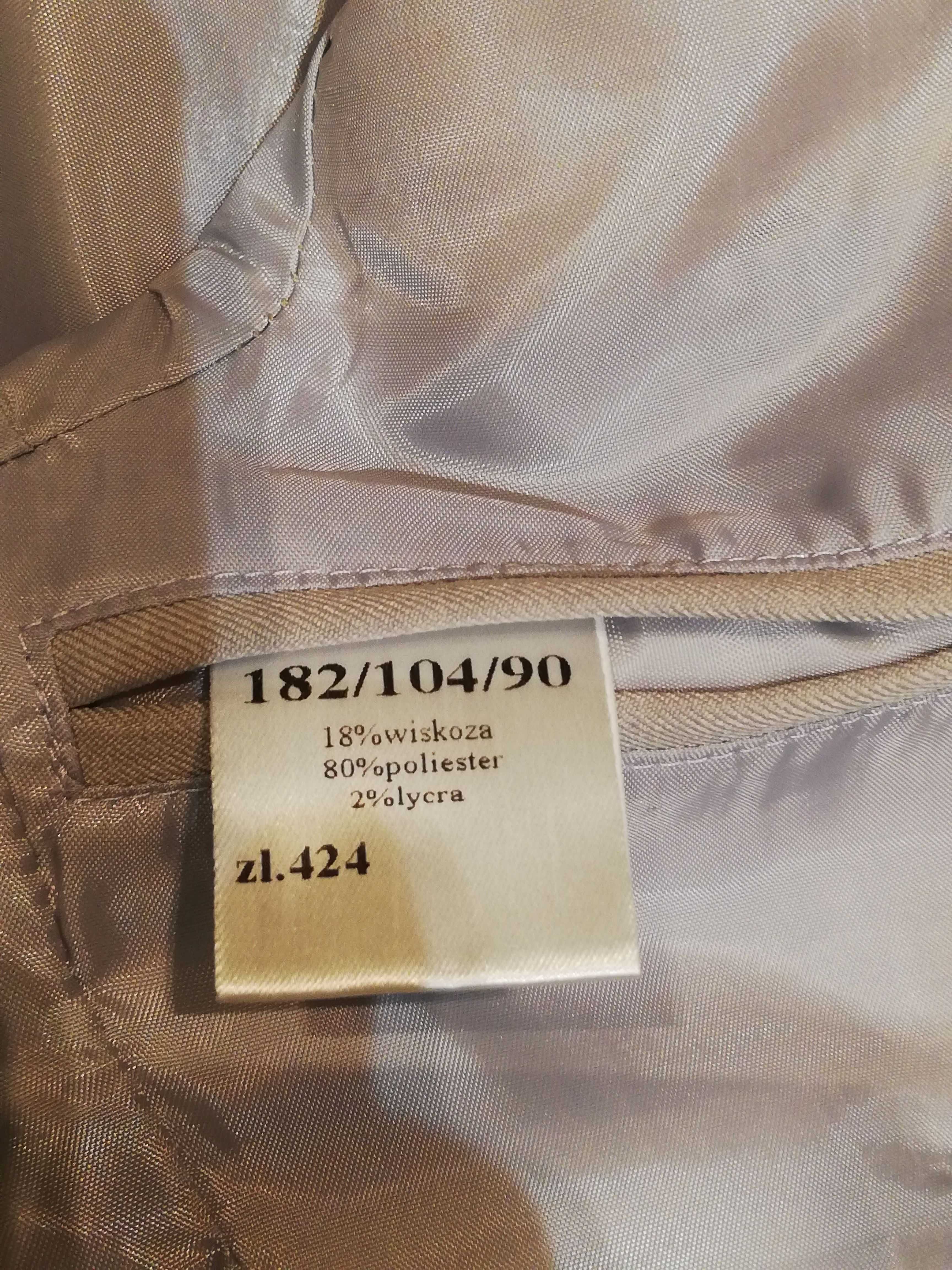 GARNITUR r. 182/104/90
