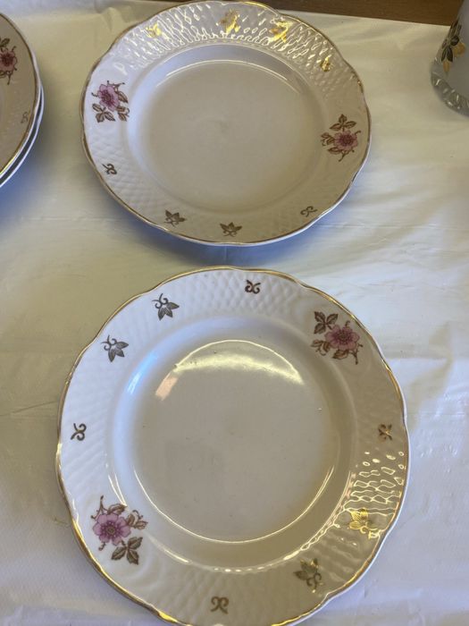 Комплект з 6 радянських фарфорових тарілок. Коростень