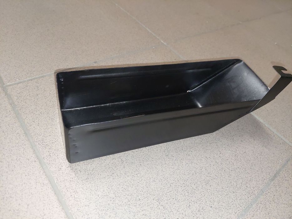 Sprzedam nowy schowek narzędziowy rama wsk125 175 metalowy