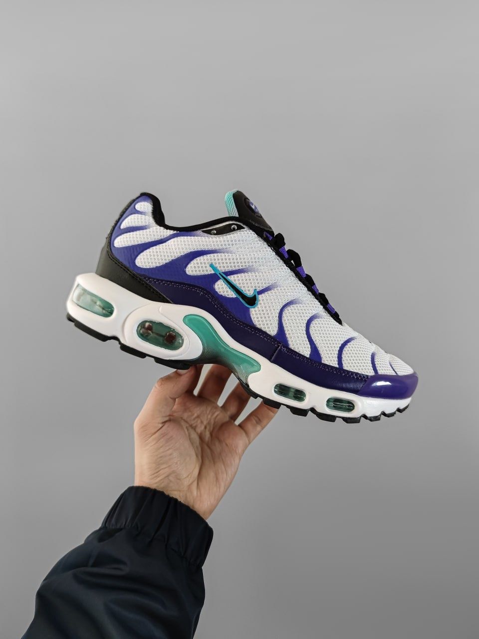 Кросівки Nike air max plus grape