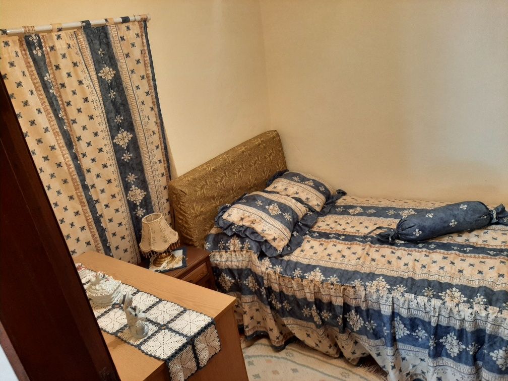 Vende-se Moradia