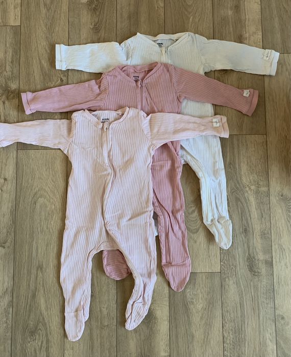 Sinsay Ромпер, чоловічок на блискавці з закритими ніжками 80 р