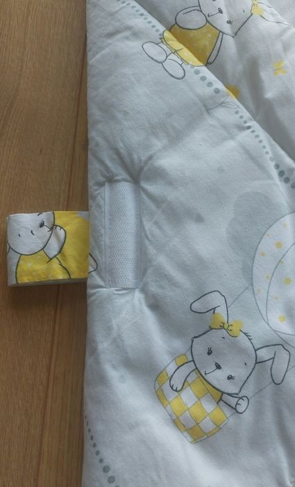 Rożek niemowlęcy/otulacz - jak nowy.