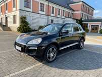 Porsche Cayenne niski przebieg samochód zadbany