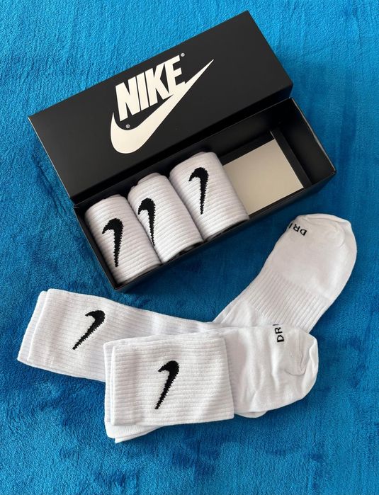 Skarpety Nike Dri-fit Sport Everyday Zestaw w pudełku 5par Rozmiar 43