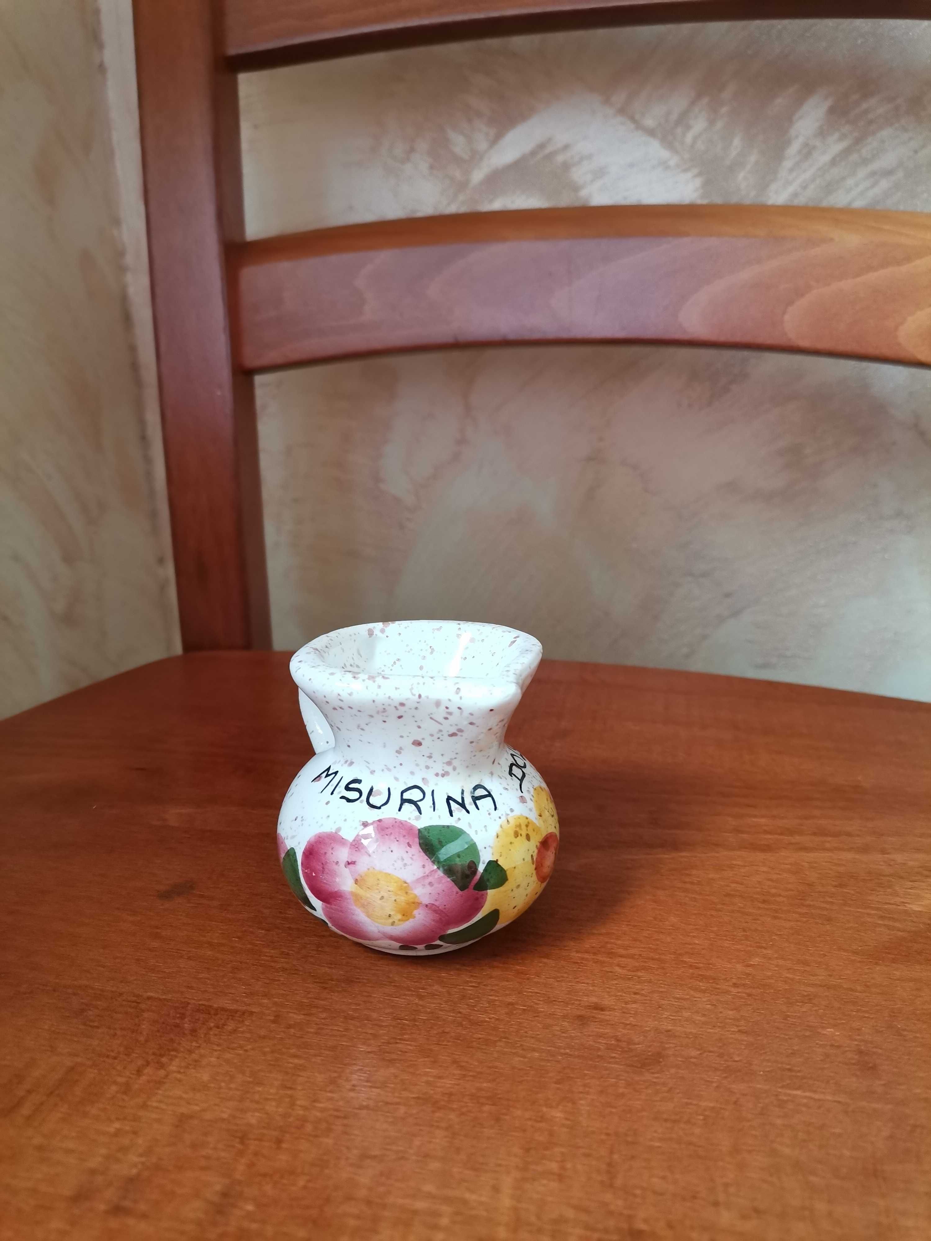 Ceramiczny wazonik