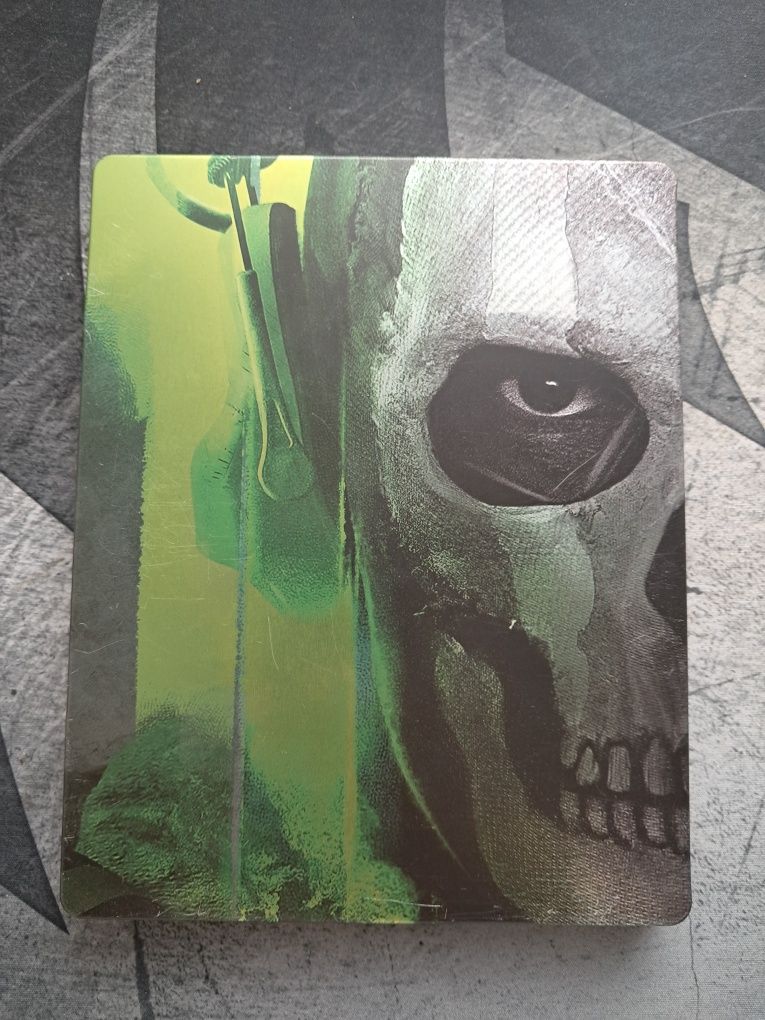 Call of duty: Modern warfare PS5 + Steelbook