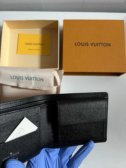 Carteira Louis Vuitton
