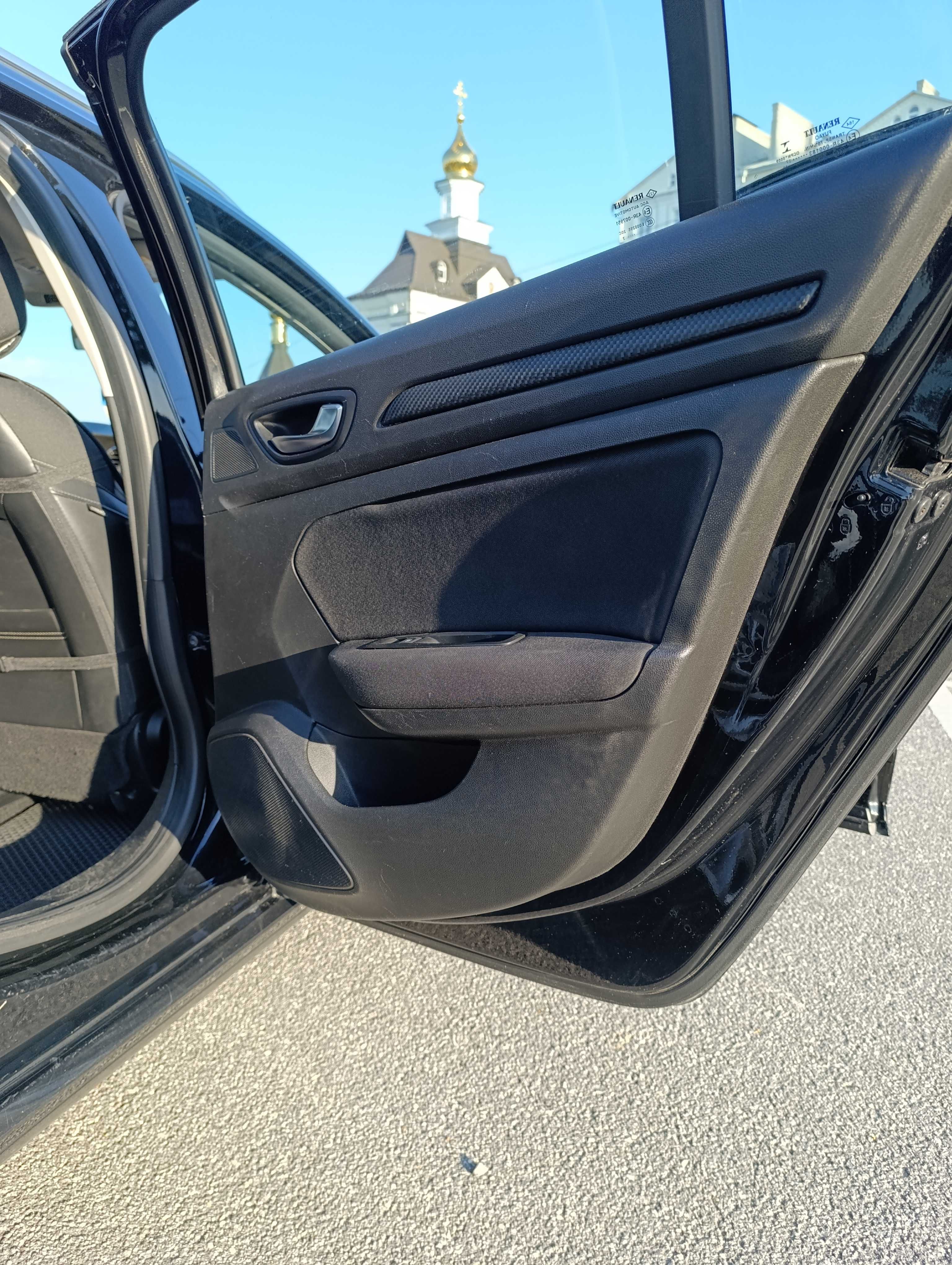Легковий автомобіль