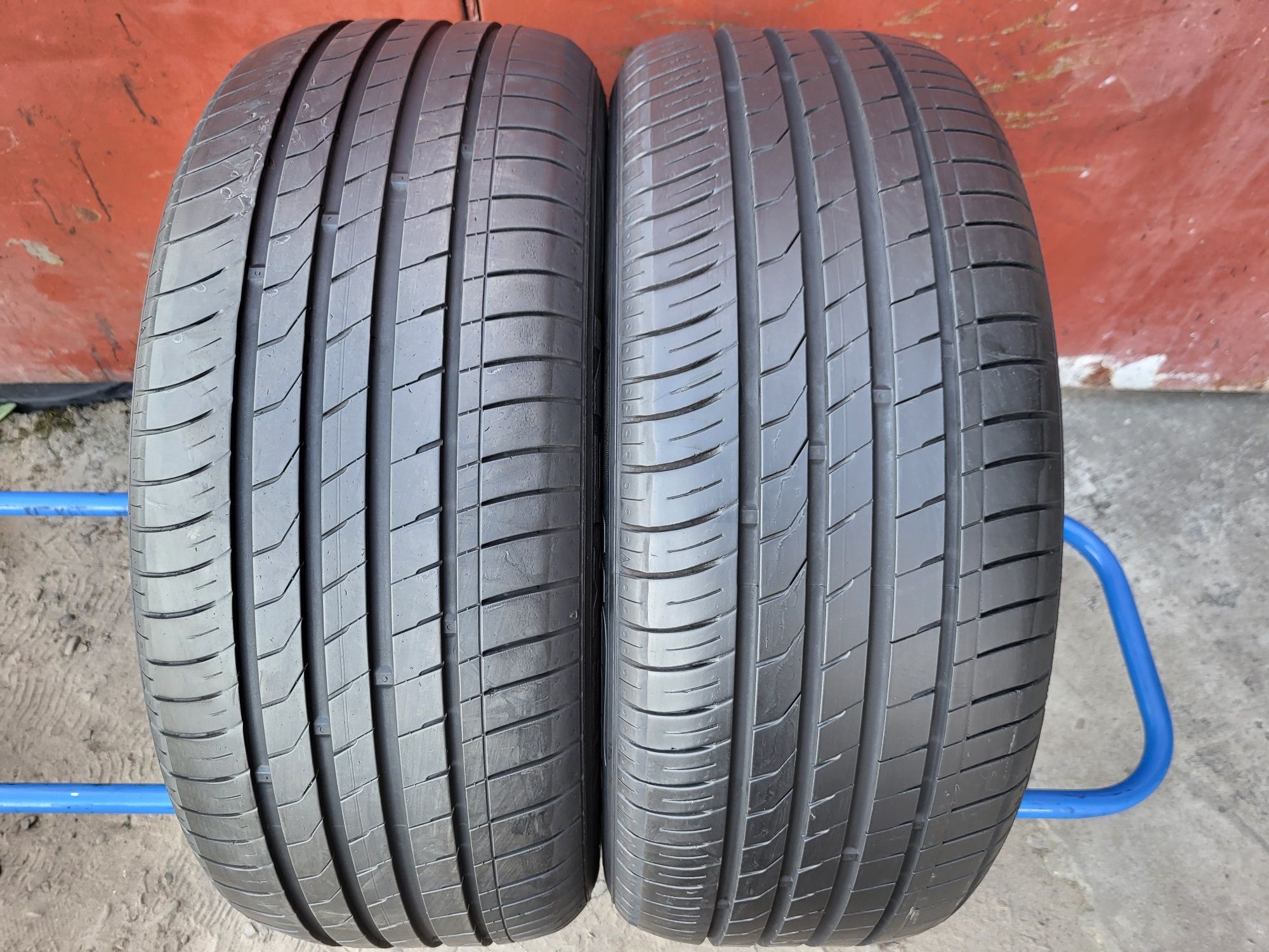 215/55/17 R17 Nexen Nfera SU1 2шт ціна за 1шт літо шини