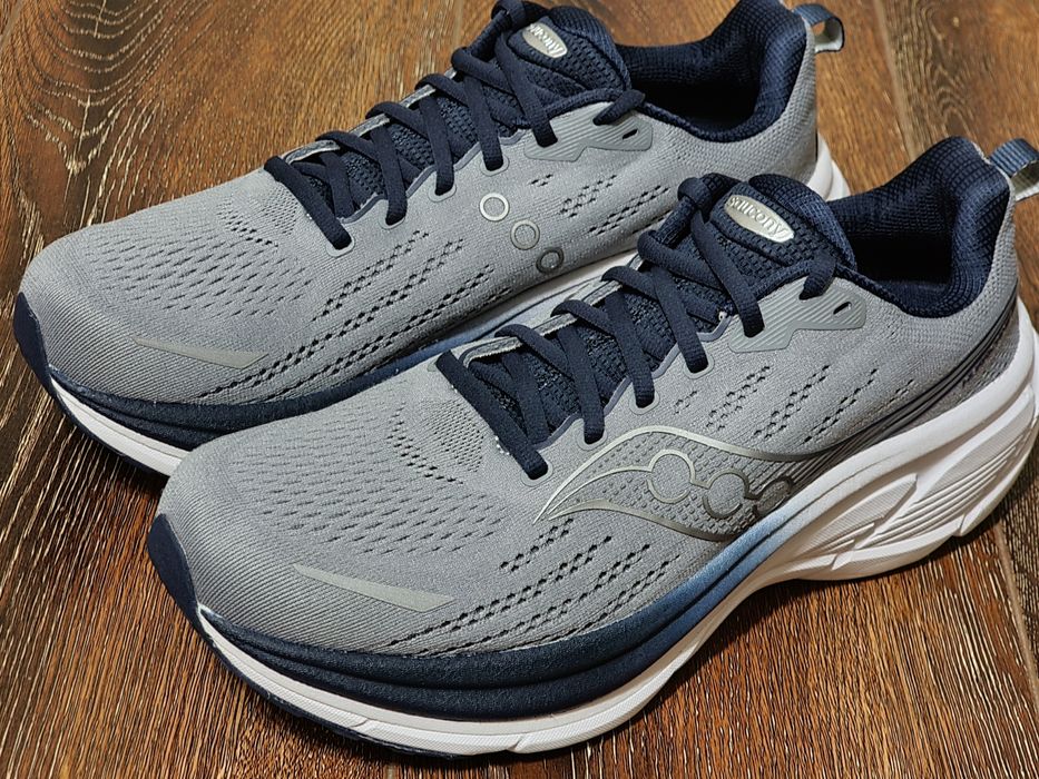 Оригінал 100% чоловічі кросівки saucony hurricane 25   EUR 44.5