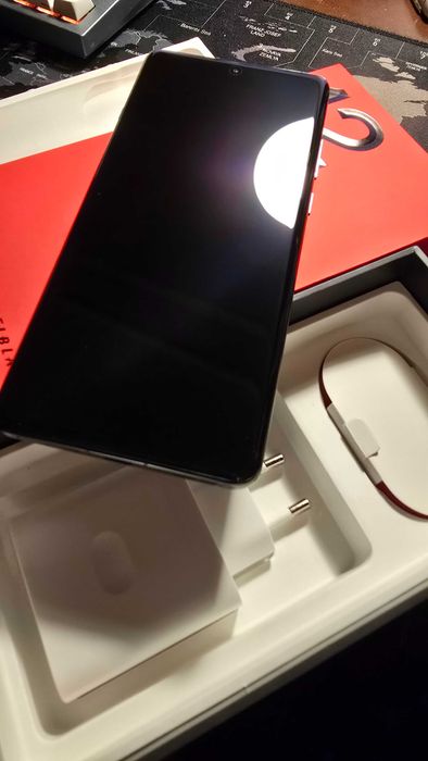 OnePlus 12 16/512 GB Silky Black,wer  EU,gwar,fakt,stan idealny!!!