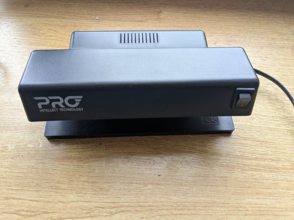 Детектор банкнот PRO-7