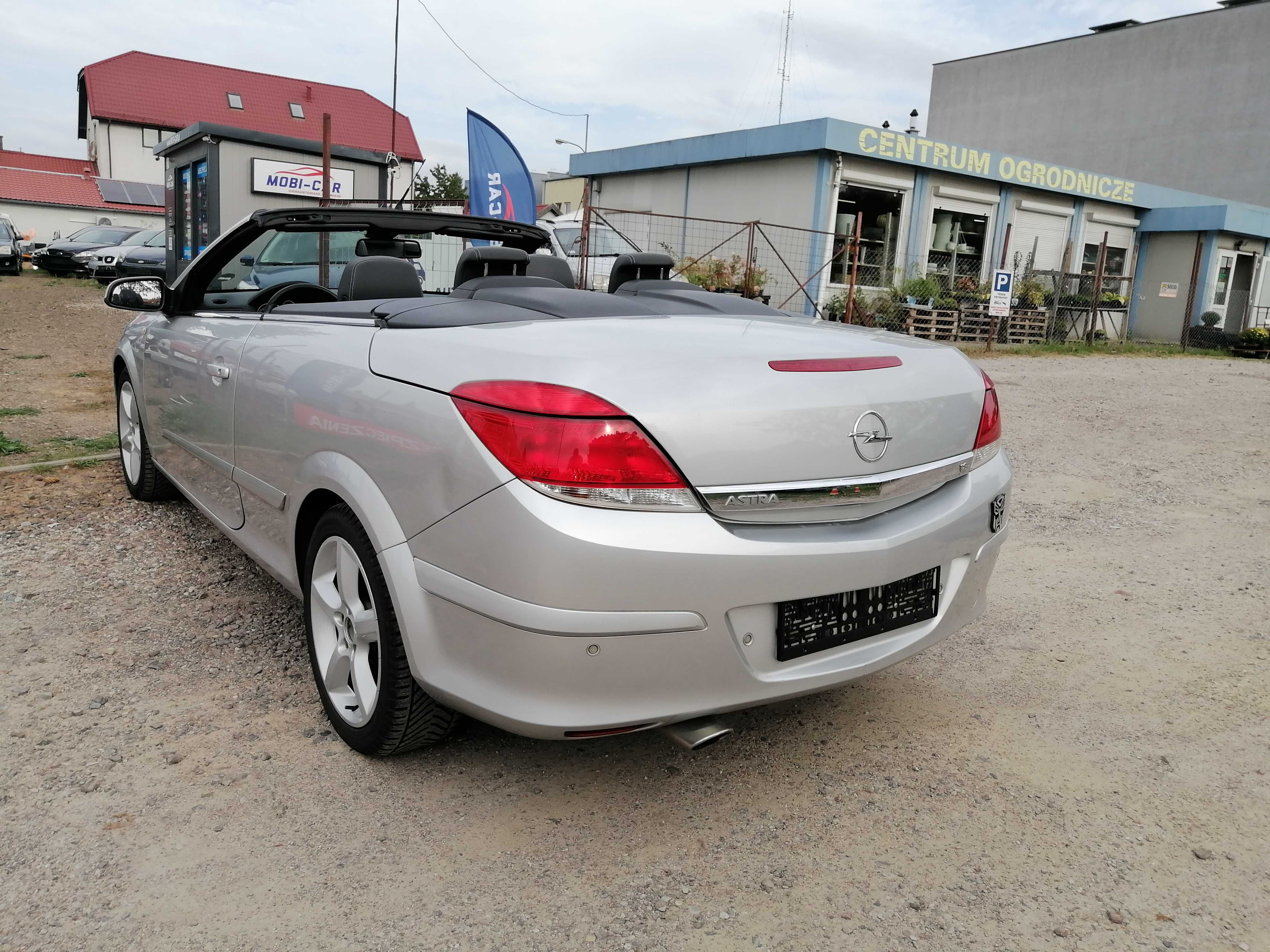 Opel Astra H TwinTop / 2008 / 1.8 Benzyna 140 KM / KeyLess / Navi