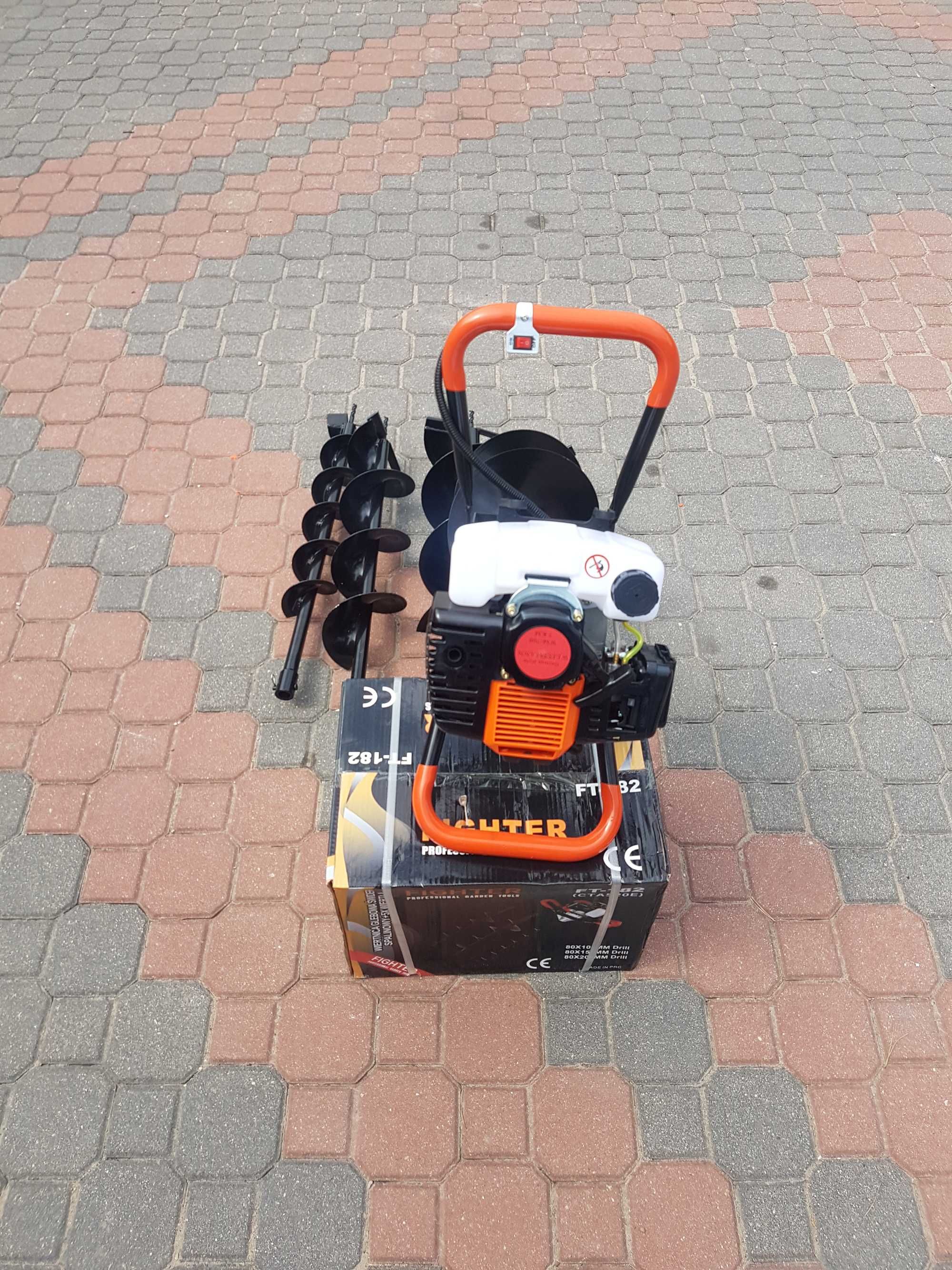 wiertnica  swider spalinowy  5,2KM +3 wiertła